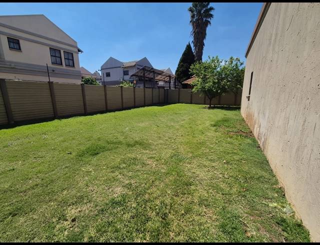 3 BEDROOM HOUSE FOR SALE IN VANDERBIJLPARK SE 2